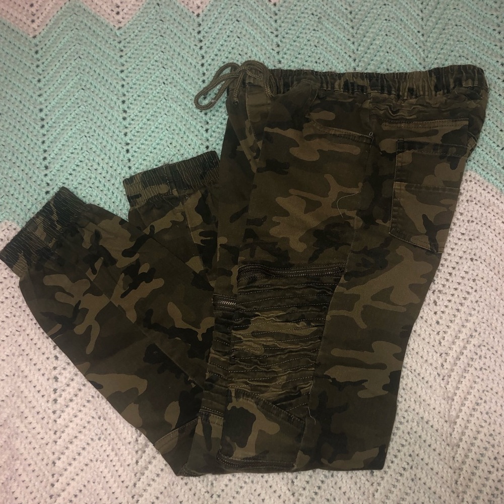 Camouflage Skinny Jogger